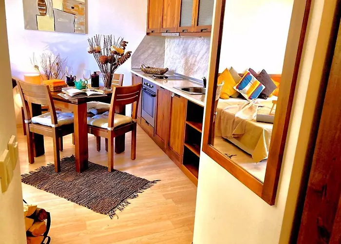 St. John Hill 公寓 班斯科